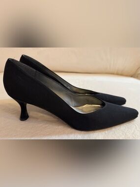 STUART WEITZMAN Black Fabric Kitten Heel Pointed Toe Pumps Heels Size 9.5N